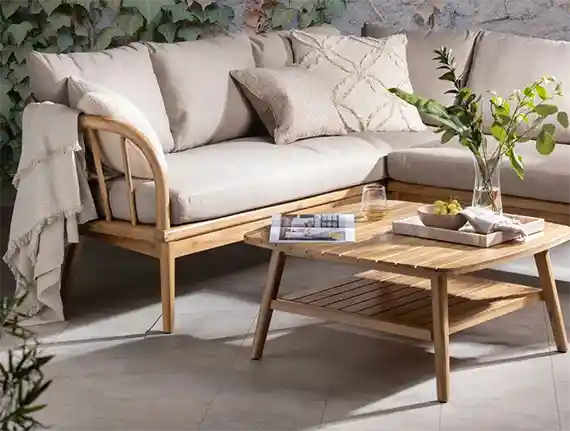 Muebles de jardín curvos