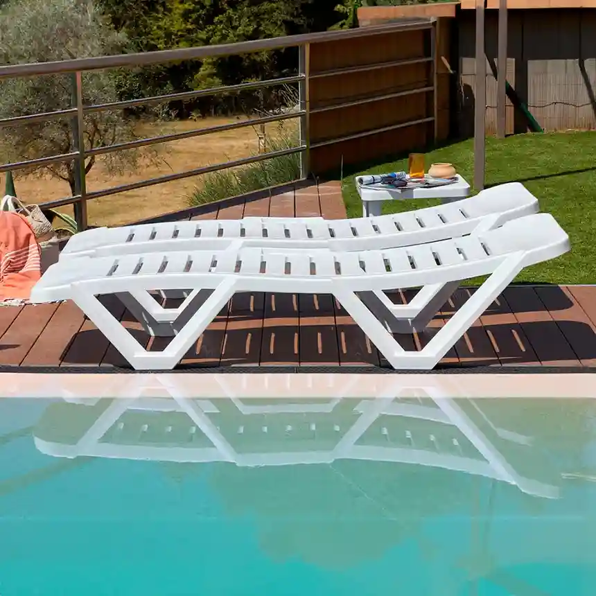Conjunto Master 2 tumbonas y mesa color blanco 1 Tumbona master blanco 002