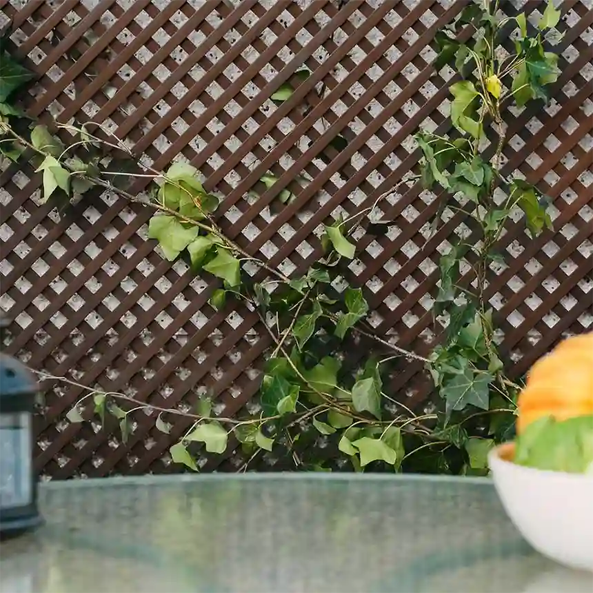 decory cuadra celosia pvc 18mm marrón